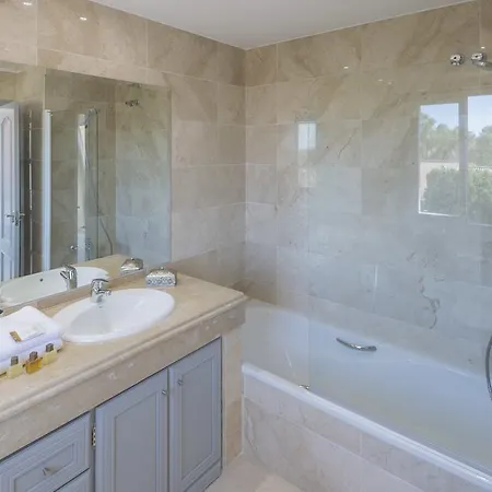 Apartment Vacation I Nueva Andalucia Golf Getaway *